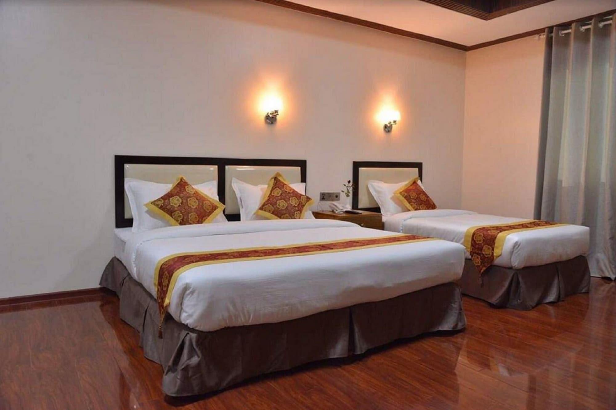 Hotel Yadanar Oo Mandalay Exteriör bild